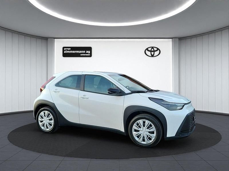 Neu Toyota Aygo X Comfort 116 PS (85 kW) 2026 Weiss SUV