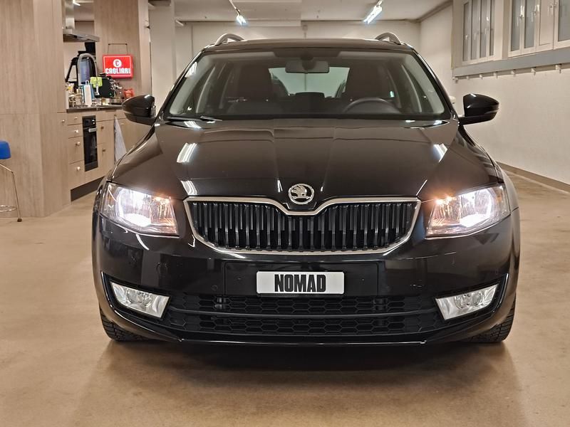Gebraucht Skoda Octavia Ambition 184 PS (135 kW) 2015 Kombi