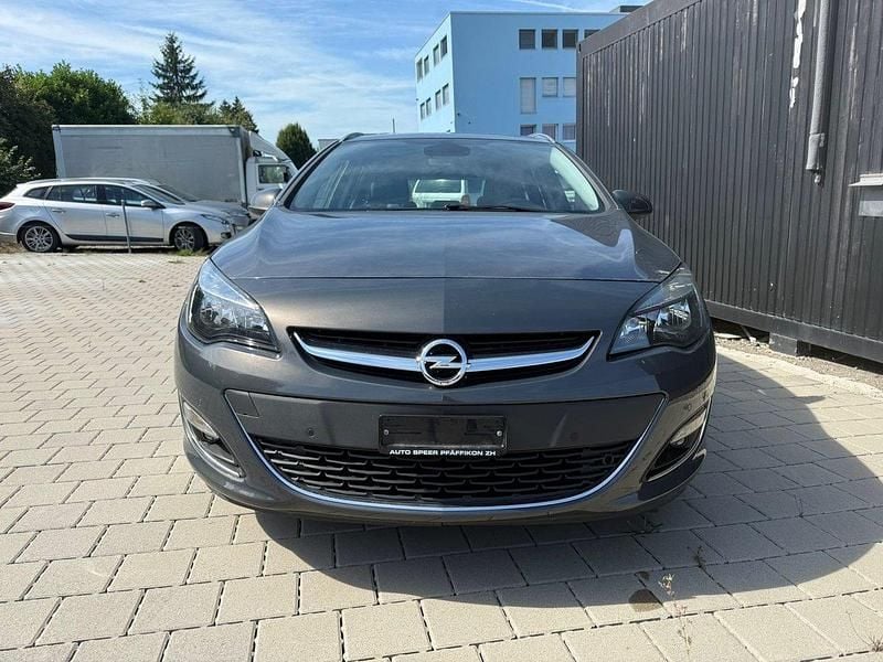 Gebraucht 2015 Opel Astra Cosmo Kombi | CHF 9’997 (Fairer Preis) - Bild 1/4