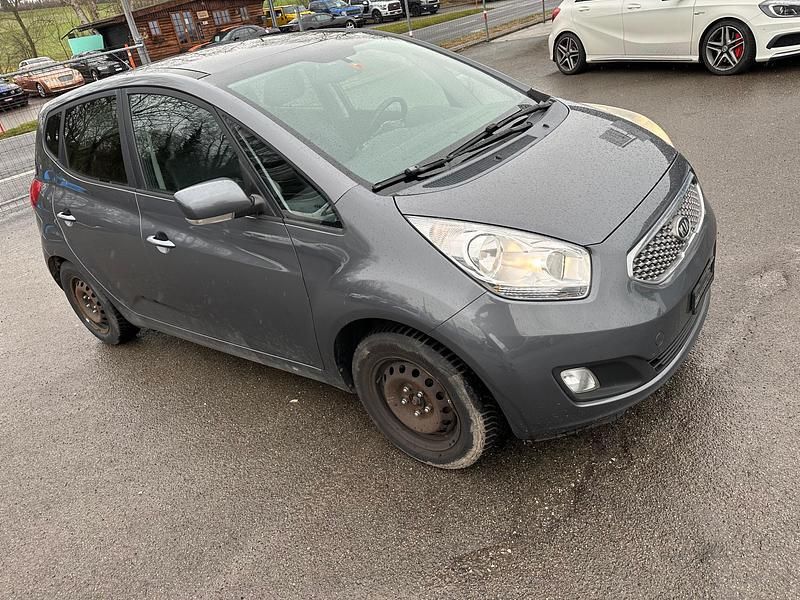 Gebraucht Kia Venga 125 PS (91 kW) 2010 Kleinwagen