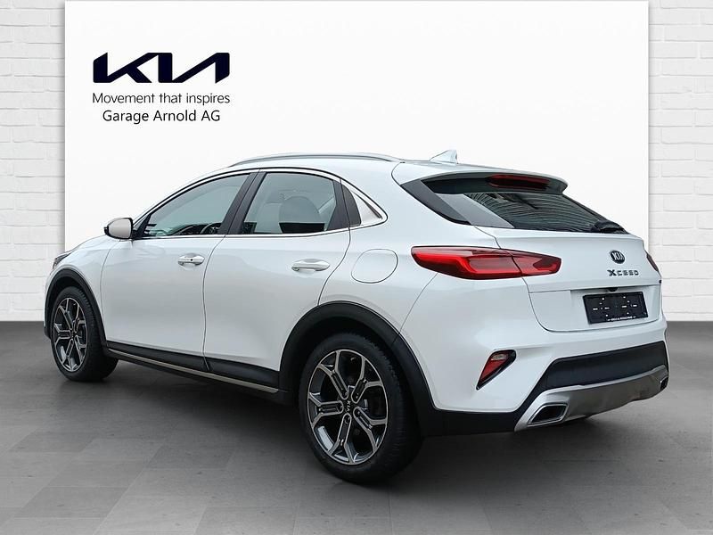 Gebraucht Kia XCeed 160 PS (117 kW) 2022 Weiss SUV