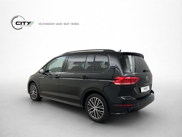 Gebraucht VW Touran Highline 150 PS (110 kW) 2024 Schwarz Van / Kleinbus