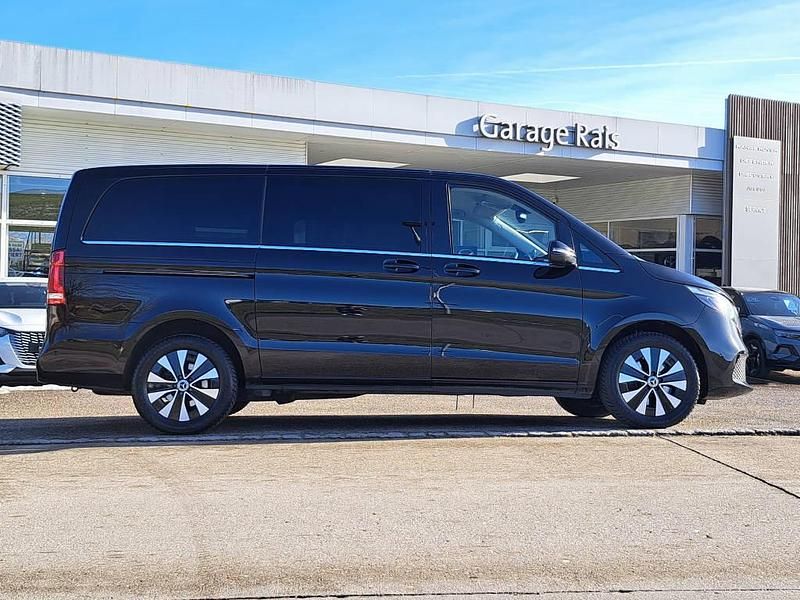 Gebraucht Mercedes V250 Avantgarde 190 PS (139 kW) 2023 Van / Kleinbus