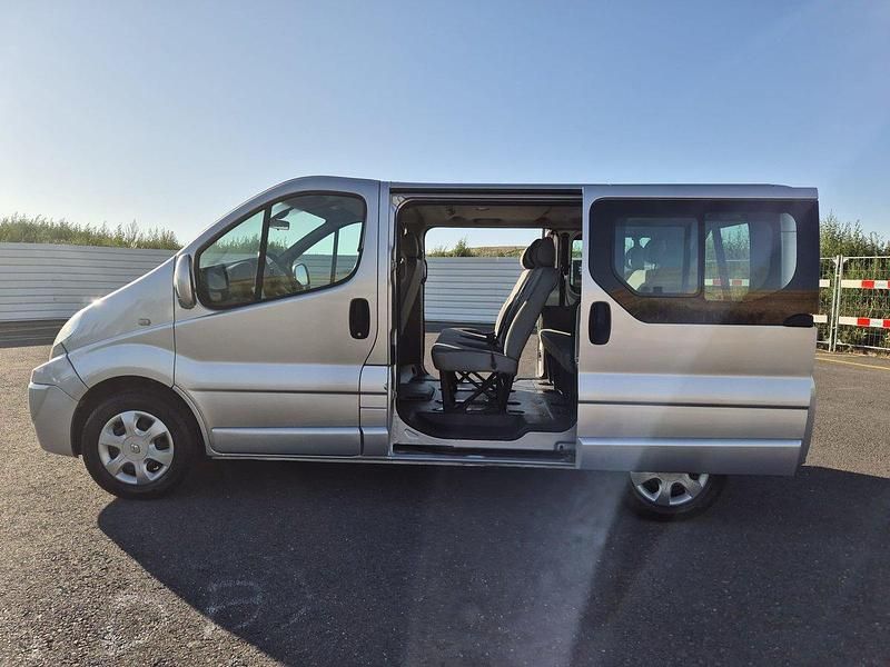 Gebraucht Renault Trafic Authentique 90 PS (66 kW) 2014 Van / Kleinbus