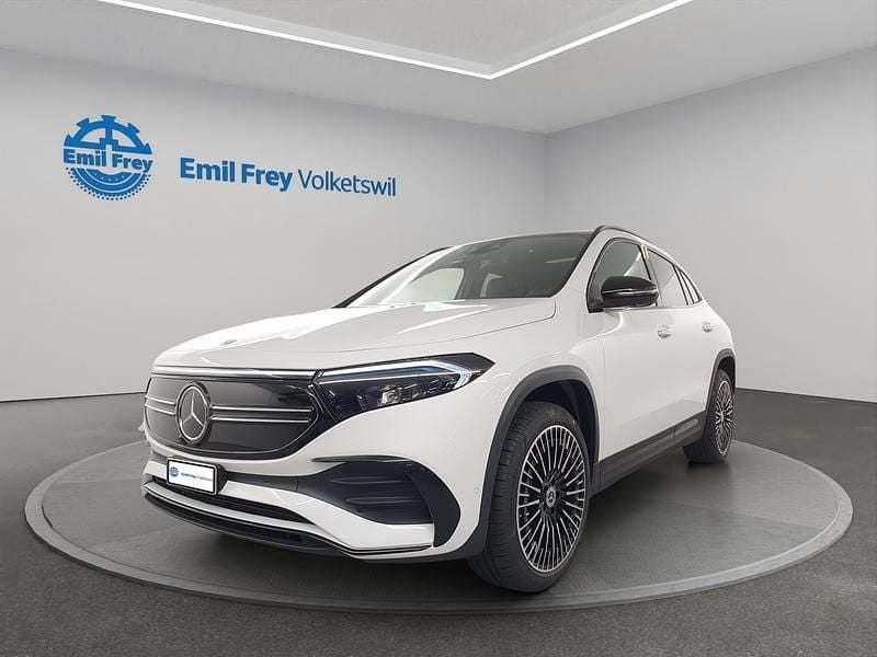 Weiss Gebraucht 2023 Mercedes EQA300 AMG line SUV | CHF 57’500 - Bild 1/4