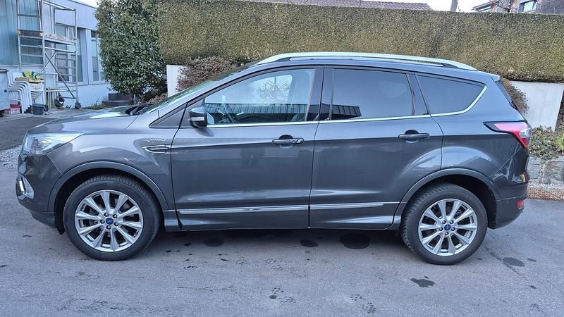 Gebraucht Ford Kuga Vignale 150 PS (110 kW) 2019 SUV