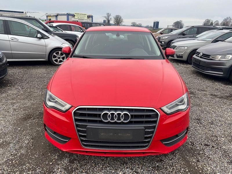 Gebraucht Audi A3 Ambiente 110 PS (80 kW) 2014 Limousine