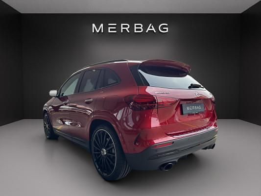 Neu Mercedes GLA35 AMG AMG 306 PS (225 kW) 2025 Rot SUV