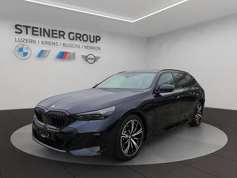 Schwarz Neu 2025 BMW 530e M Sport Kombi | CHF 89’900 - Bild 1/4