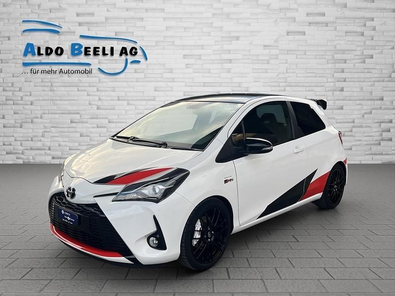 Weiss Gebraucht 2018 Toyota Yaris Limousine | CHF 23’900 (Etwas zu teuer) - Bild 1/4