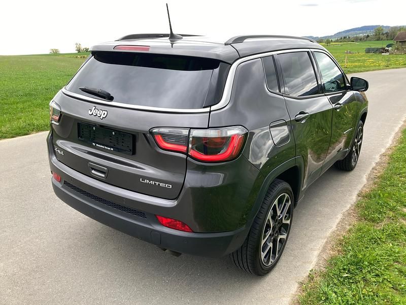 Gebraucht Jeep Compass Limited 170 PS (125 kW) 2018 SUV