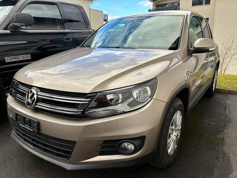Gebraucht VW Tiguan Trendline 140 PS (102 kW) 2011 SUV