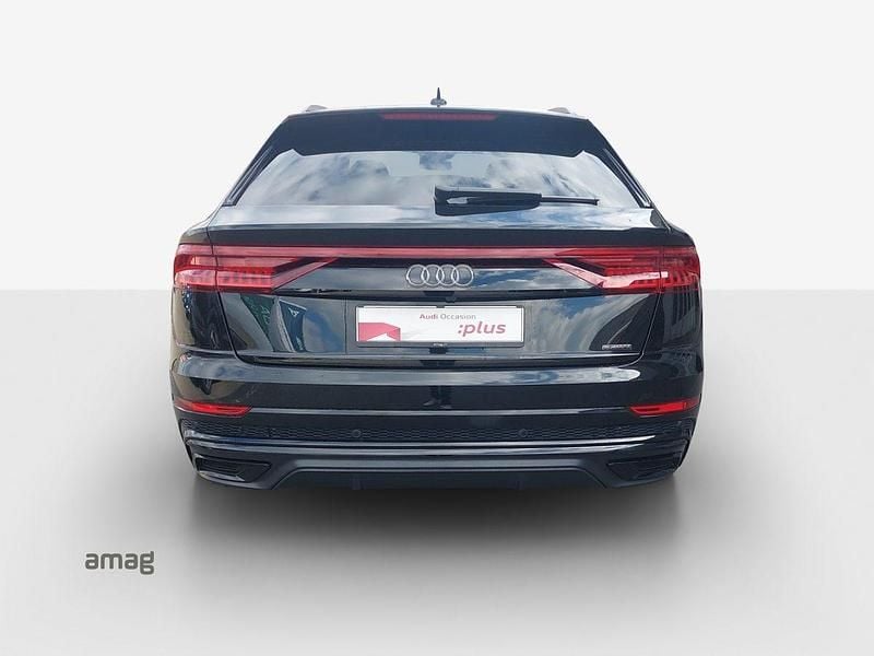 Gebraucht Audi Q8 Black Edition 231 PS (169 kW) 2023 Noir mythe métallisé SUV