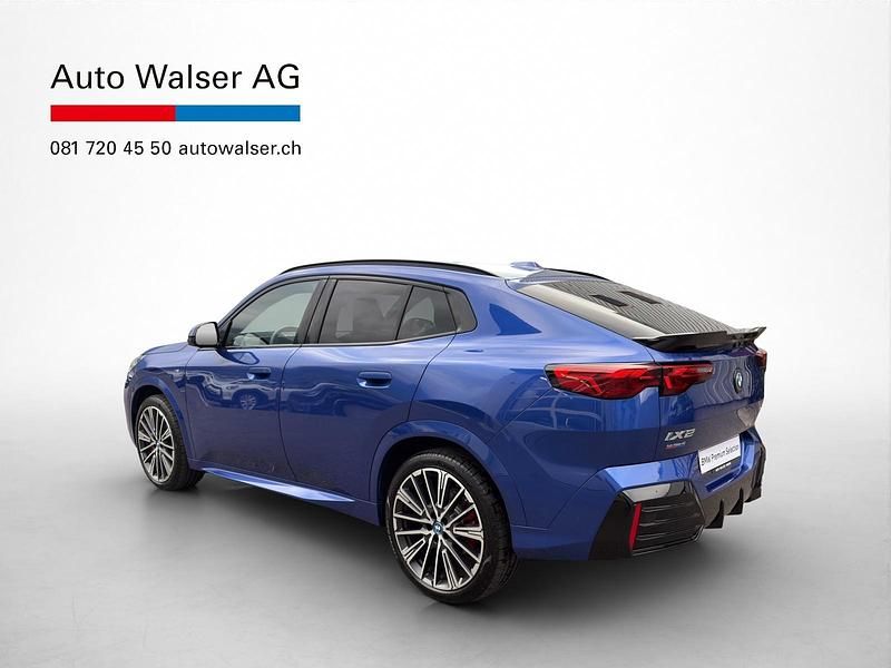 Gebraucht BMW iX2 Comfort Edition 225 kW (306 PS) 2025 Blau SUV