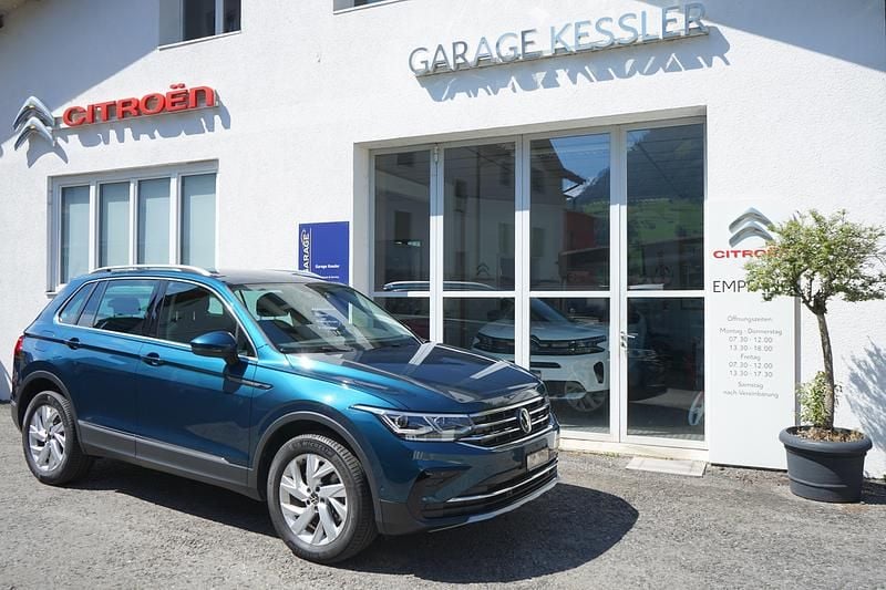 Grün Gebraucht 2024 VW Tiguan Elegance SUV | CHF 37’800 (Guter Preis) - Bild 1/4
