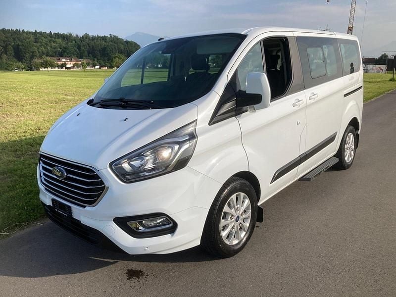 Gebraucht 2021 Ford Tourneo Titanium Van / Kleinbus | CHF 28’980 (Fairer Preis) - Bild 1/4