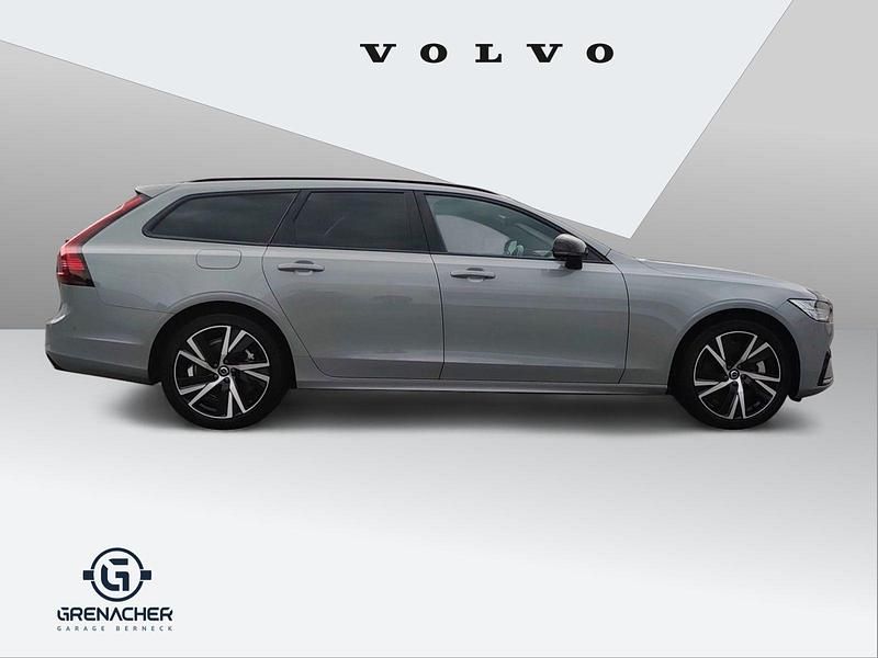 Gebraucht Volvo V90 Plus 310 PS (228 kW) 2023 Kombi