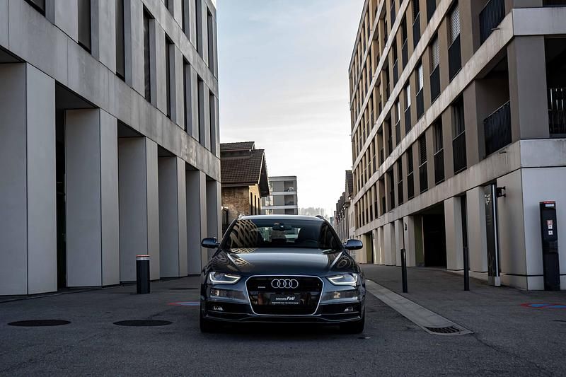 Gebraucht Audi A4 S-Line 190 PS (139 kW) 2014 Kombi