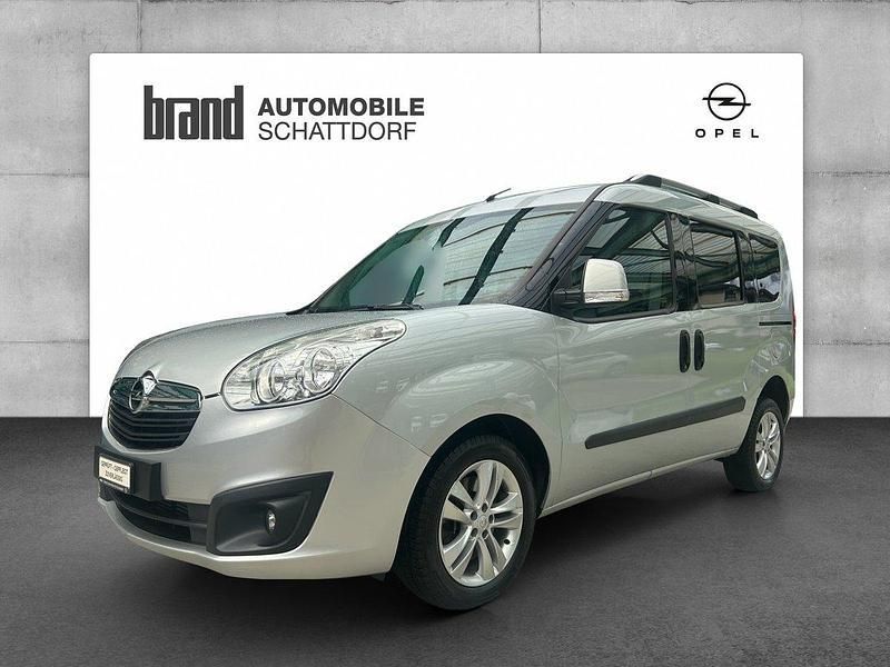Gebraucht 2013 Opel Combo Cosmo Van / Kleinbus | CHF 7’500 (Teuer) - Bild 1/4