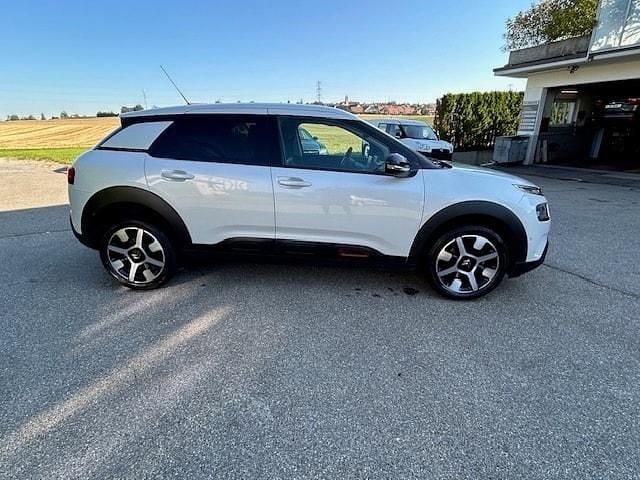 Gebraucht Citroën C4 Cactus Shine 120 PS (88 kW) 2020 Kleinwagen