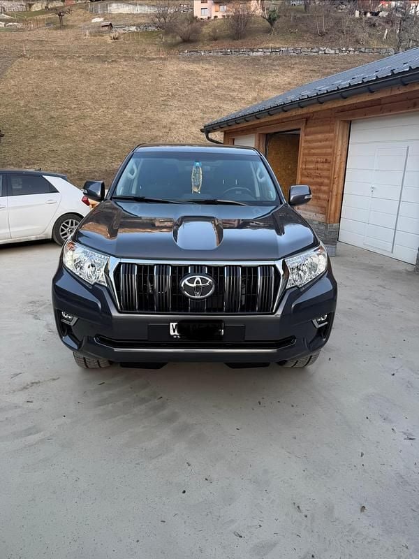 Gebraucht Toyota Land Cruiser Comfort 204 PS (150 kW) 2023
