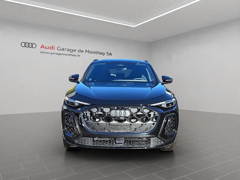 Neu Audi Q5 Business 299 PS (219 kW) 2025 SUV