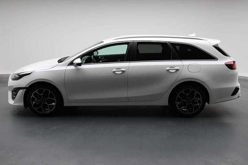 Neu Kia Ceed Sportswagon GT-Line 140 PS (102 kW) 2025 Weiss Kombi