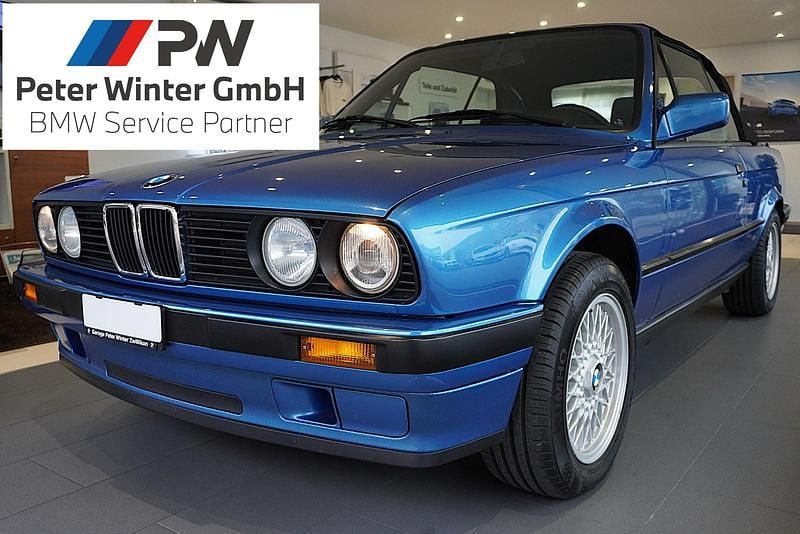 Gebraucht BMW 318 Cabriolet 113 PS (83 kW) 1992 Blau Cabrio