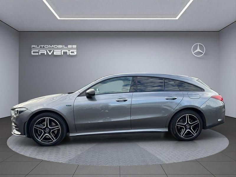 Gebraucht Mercedes CLA250e Shooting Brake AMG line 217 PS (159 kW) 2021 Kombi