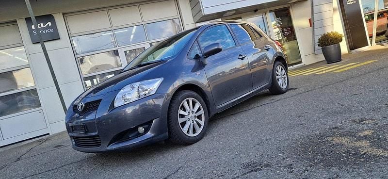 Anthrazit Gebraucht 2007 Toyota Auris Edition Limousine | CHF 3’800 (Superpreis) - Bild 1/4
