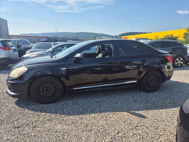 Gebraucht Suzuki Kizashi GL 178 PS (130 kW) 2012 Limousine