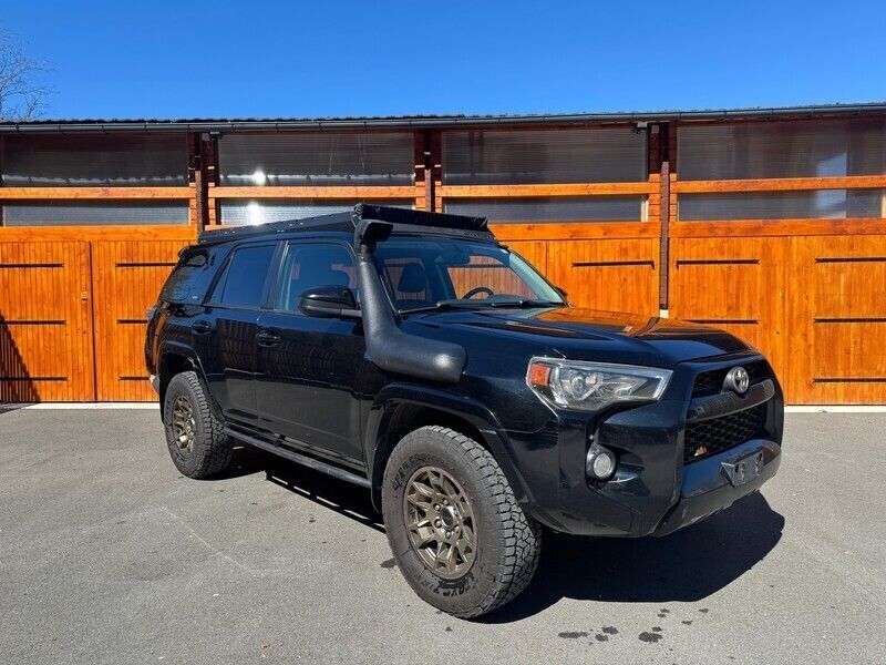 Gebraucht 2018 Toyota 4 Runner SR5 SUV | CHF 39’900 - Bild 1/4