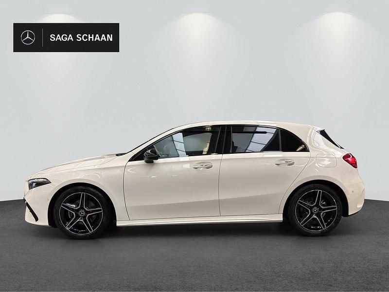 Neu Mercedes A200 163 PS (119 kW) 2025 Limousine