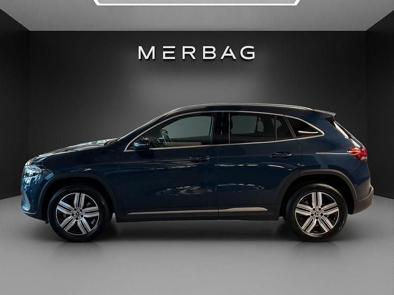 Gebraucht Mercedes EQA250 140 kW (191 PS) 2021 Blau SUV