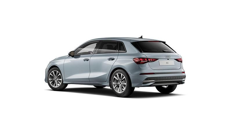 Gebraucht Audi A3 Sportback e-tron Attraction 150 PS (110 kW) 2024 Kleinwagen
