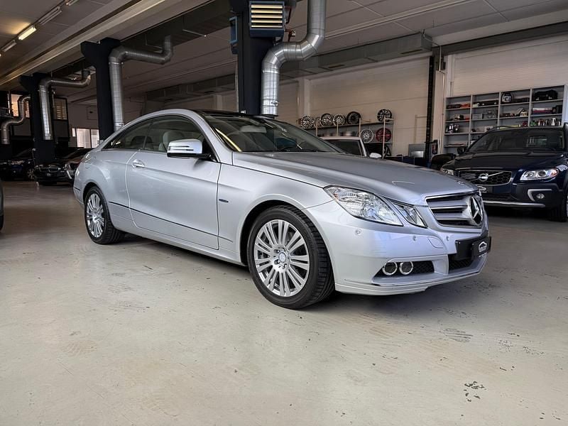 Gebraucht Mercedes E200 184 PS (135 kW) 2010