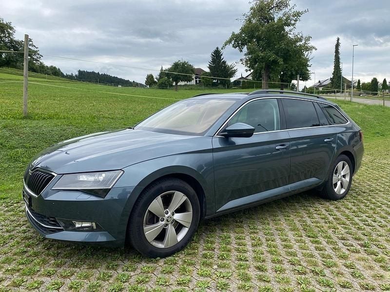 Gebraucht 2018 Skoda Superb Style Kombi | CHF 12’900 (Superpreis) - Bild 1/4