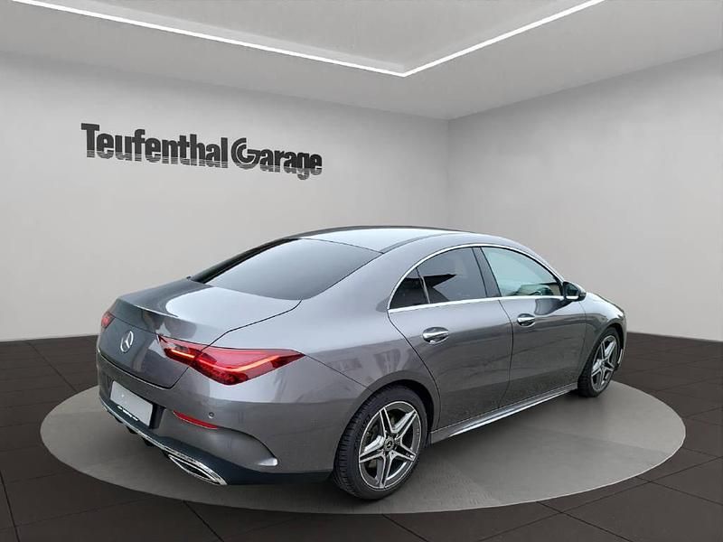 Gebraucht Mercedes CLA250e AMG line 238 PS (175 kW) 2023 Limousine