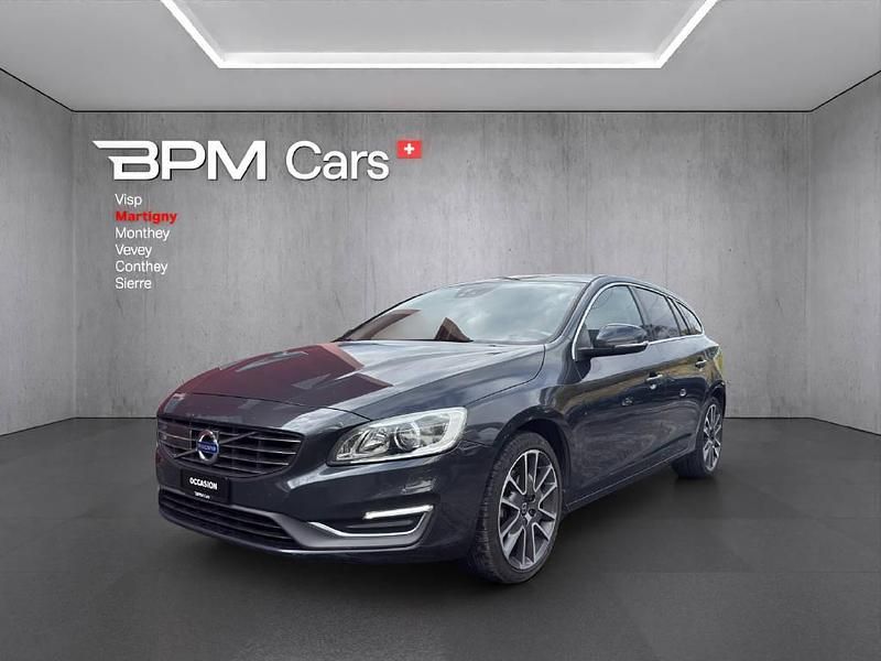Gebraucht 2015 Volvo V60 Summum Kombi | CHF 7’900 (Fairer Preis) - Bild 1/4
