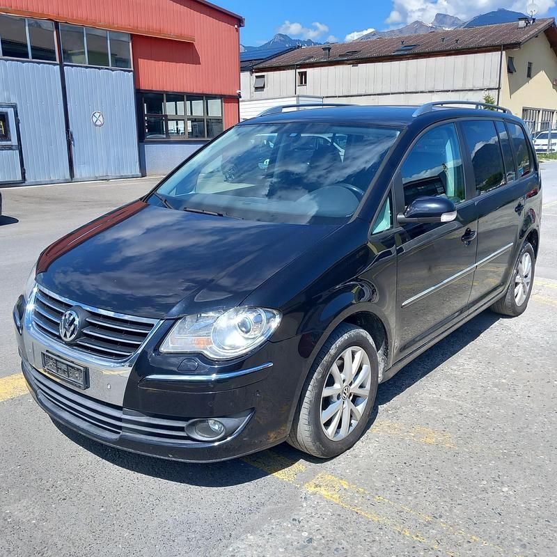 Gebraucht 2008 VW Touran Conceptline Van / Kleinbus | CHF 5’999 (Teuer) - Bild 1/4