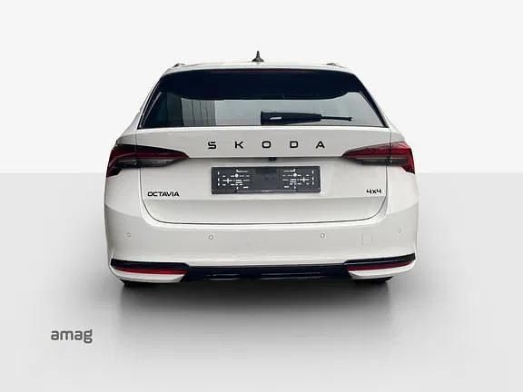 Neu Skoda Octavia Dynamic 204 PS (150 kW) 2026 Candy weiss, spezial Kombi