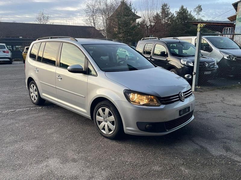 Gebraucht VW Touran Comfortline 140 PS (102 kW) 2012 Van / Kleinbus