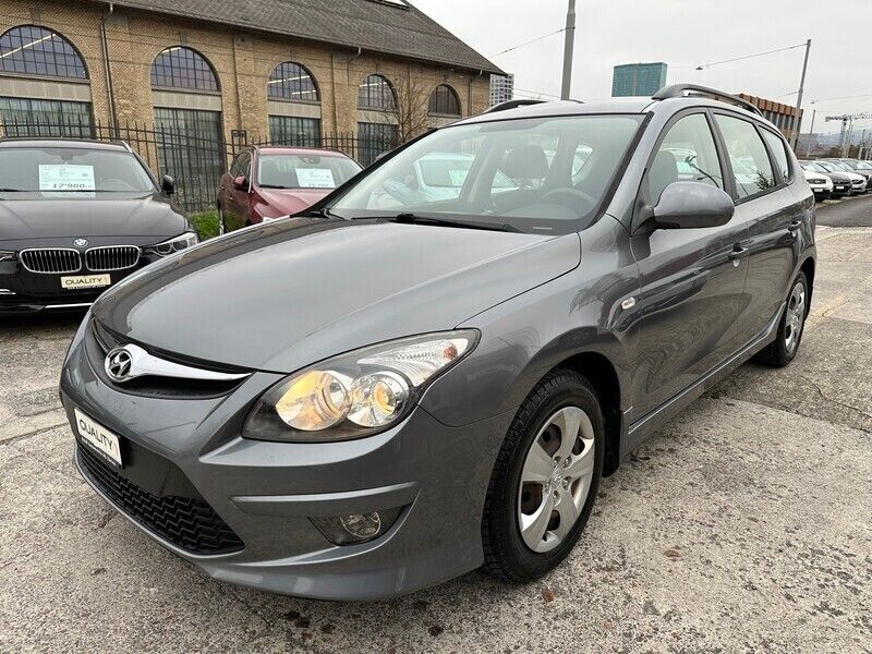 Gebraucht Hyundai i30 Comfort 110 PS (80 kW) 2012 Kombi