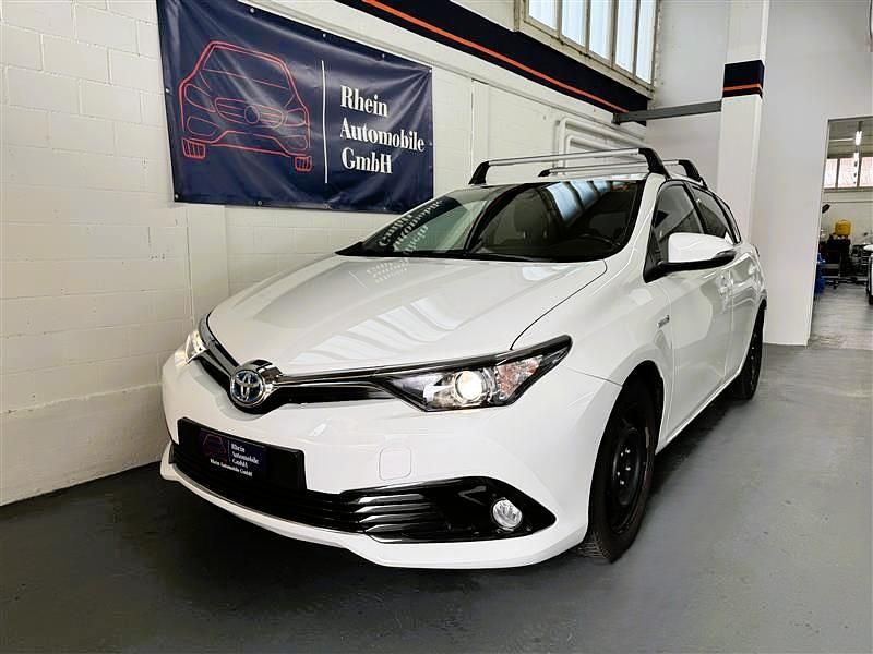 Gebraucht Toyota Auris Hybrid Comfort 136 PS (100 kW) 2018