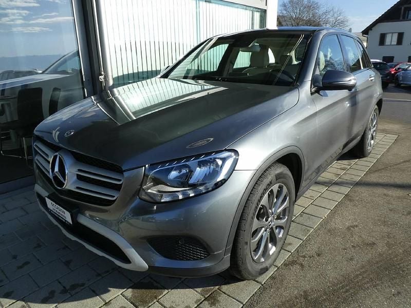 Gebraucht Mercedes GLC220 170 PS (125 kW) 2017 Grau SUV