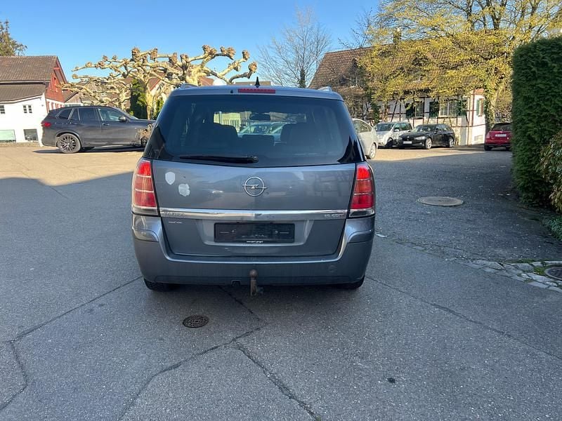 Gebraucht Opel Zafira Enjoy 150 PS (110 kW) 2007 Van / Kleinbus