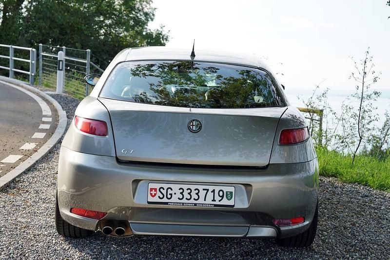 Gebraucht 2005 Alfa Romeo GT Distinctive Coupé | CHF 19’500 - Bild 1/4