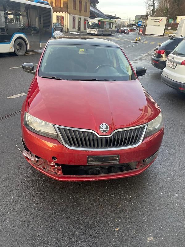 Gebraucht Skoda Rapid Ambition 105 PS (77 kW) 2014 Kleinwagen