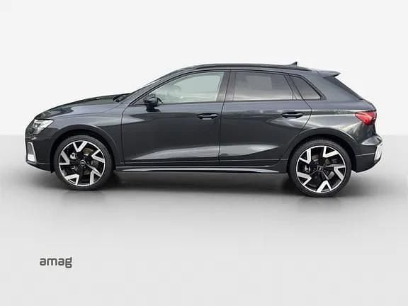 Neu Audi A3 Attraction 150 PS (110 kW) 2025 Manhattangrau metallic Limousine