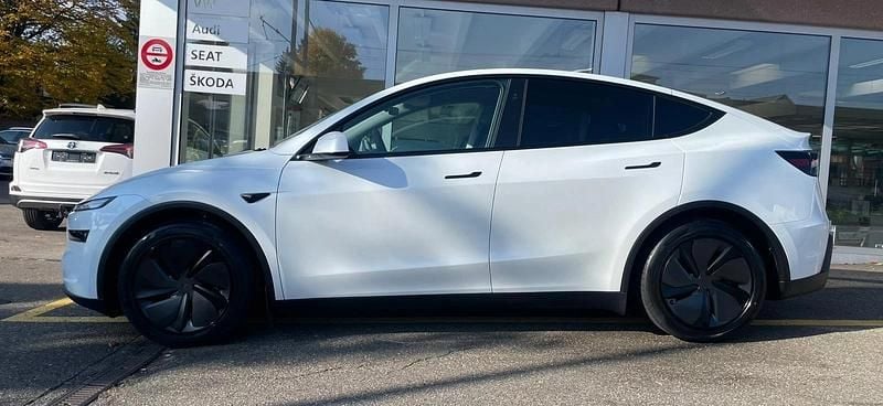 Neu 2025 Tesla Model Y Long Range AWD SUV | CHF 48’788 (Fairer Preis) - Bild 1/4